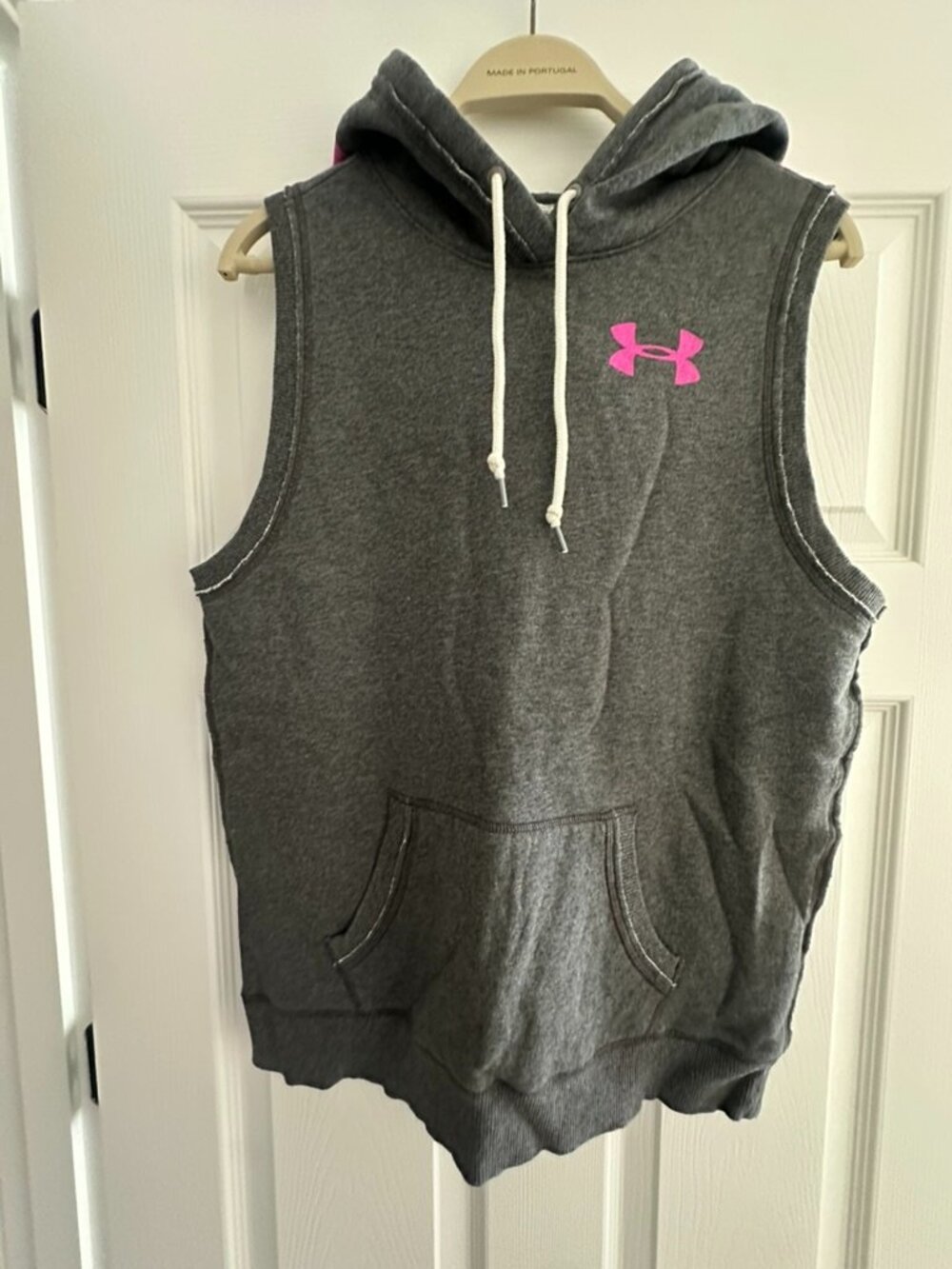 Under Armour Hoodie Size Medium